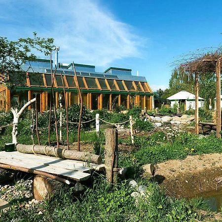 Earthship Patagonia Eco Accommodations El Bolson Luaran gambar