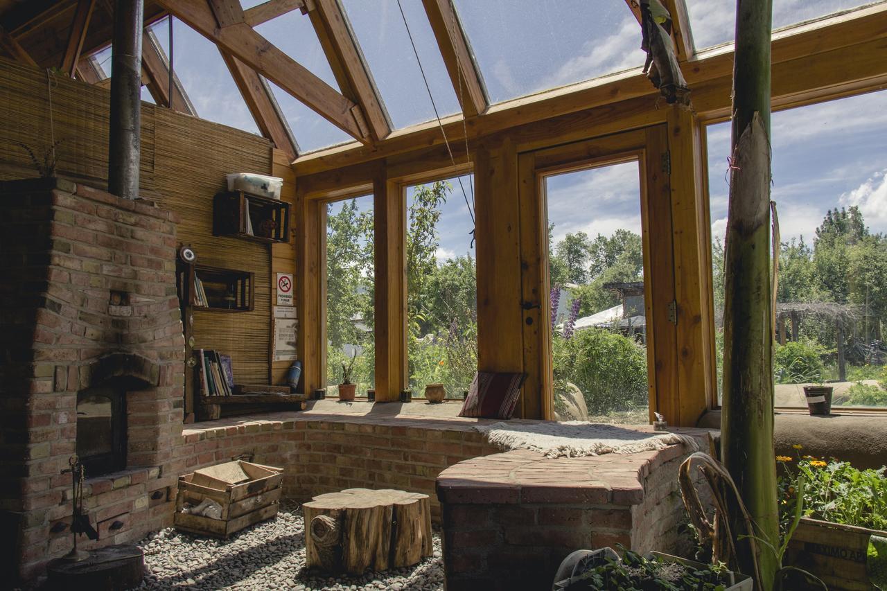 Earthship Patagonia Eco Accommodations El Bolson Luaran gambar