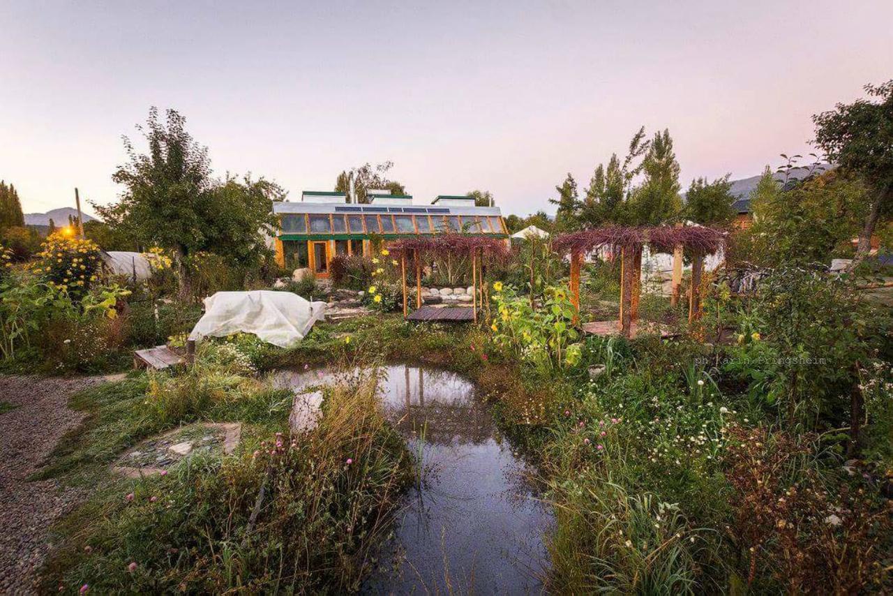 Earthship Patagonia Eco Accommodations El Bolson Luaran gambar